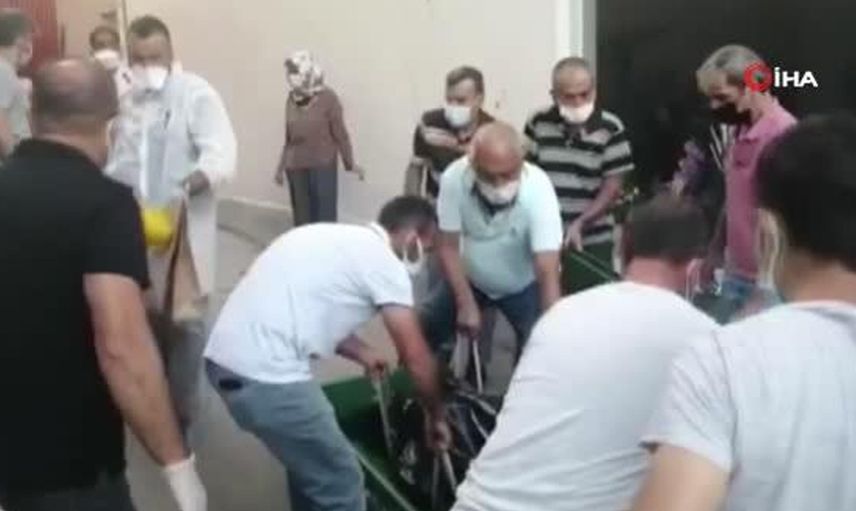 Yaşlı Çiftin Evlerinden Cesetleri Çıktı