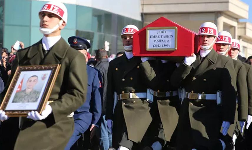 Türkiye'nin şehitlerine ağlıyor: Son yolculuklarına uğurlandılar