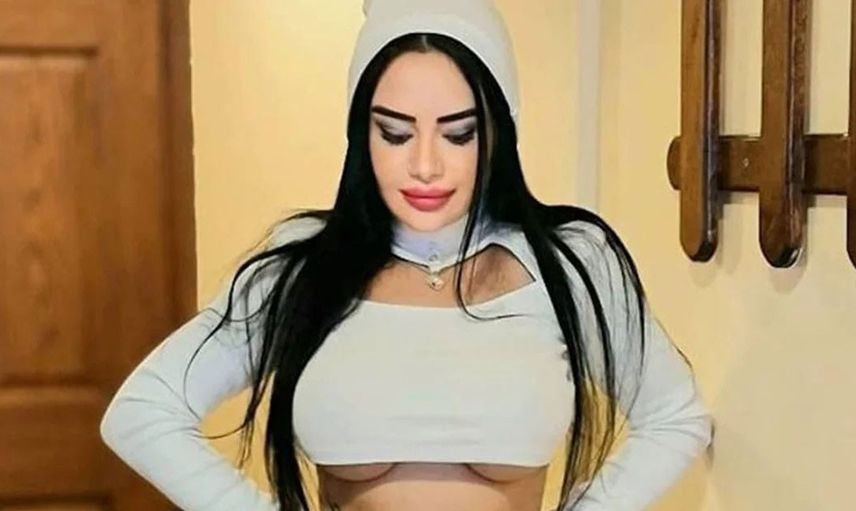 Fenomen gelin adayı sınırları zorladı! Naz Mila yatak odasında verdiği pozlarla erkek takipçilerini çıldırttı