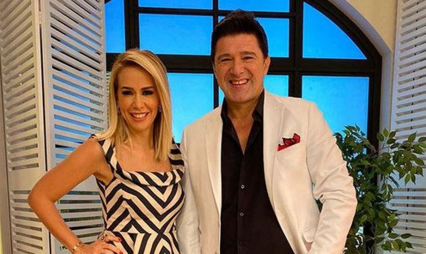 Hakan Ural tek sunuyordu