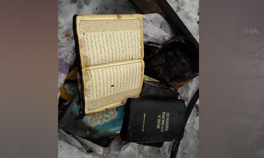 Küle dönen camiden çıkan Kur'an-ı Kerim'ler görevlileri şaşırttı!