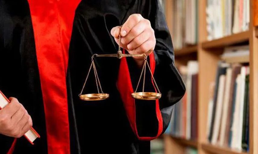 Evde eşinize bu hareketi yaparken dikkatli olun! Boşanma Sebebi sayılıyor