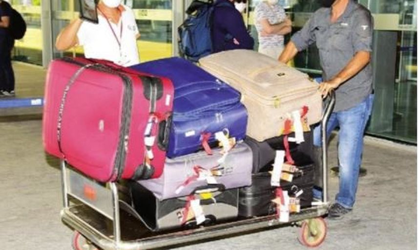 Süreyya Yalçın 46 Bavulla Türkiye'ye Geldi!
