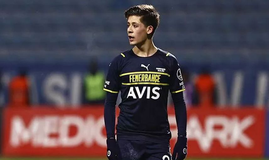 Fenerbahçe'de genç futbolcu Arda Güler'e yeni sözleşme teklif edildi!
