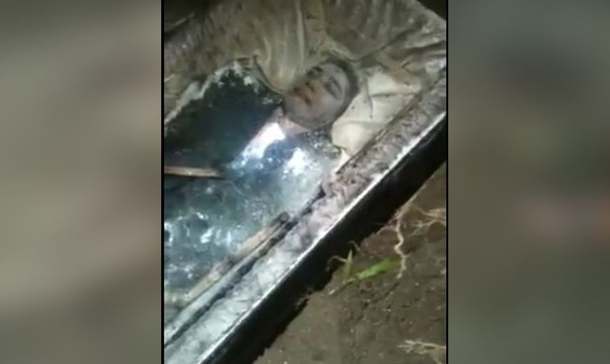 15 yıl sonra dedesinin mezarını açtırdı! Gördüklerine İnanamadı
