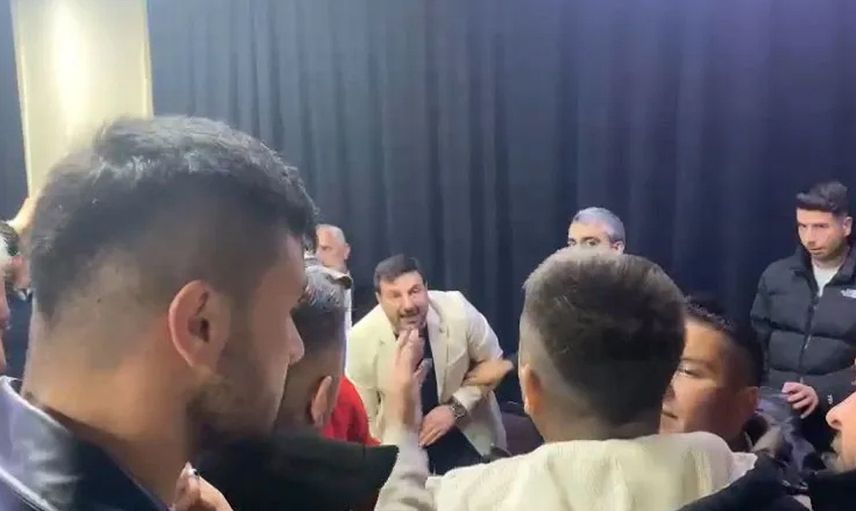 Eski şarkıcı Davut Güloğlu ile vatandaş arasında gerginlik: ''Bana mı vuracaksın?''