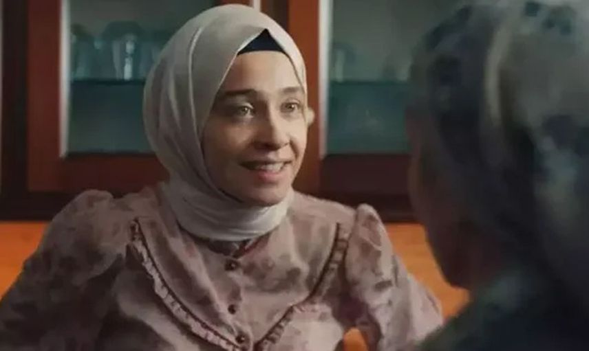 Kızıl Goncalar dizisinin Feyza'sı Zehra Kelleci'nin gerçek halini görenler şok oldu: Tokat sahnesi günlerce konuşulmuştu