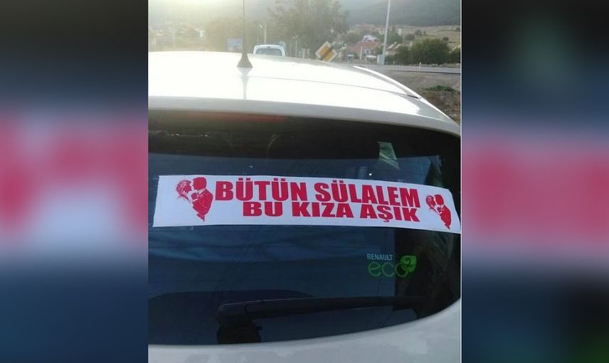 Siz evlenmeyin diyeceğiniz saçma gelin arabası yazıları