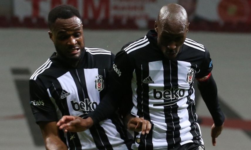 Beşiktaş'ta Cyle Larin'in Transferi İçin Atiba Hutchinson Devreye Girdi!