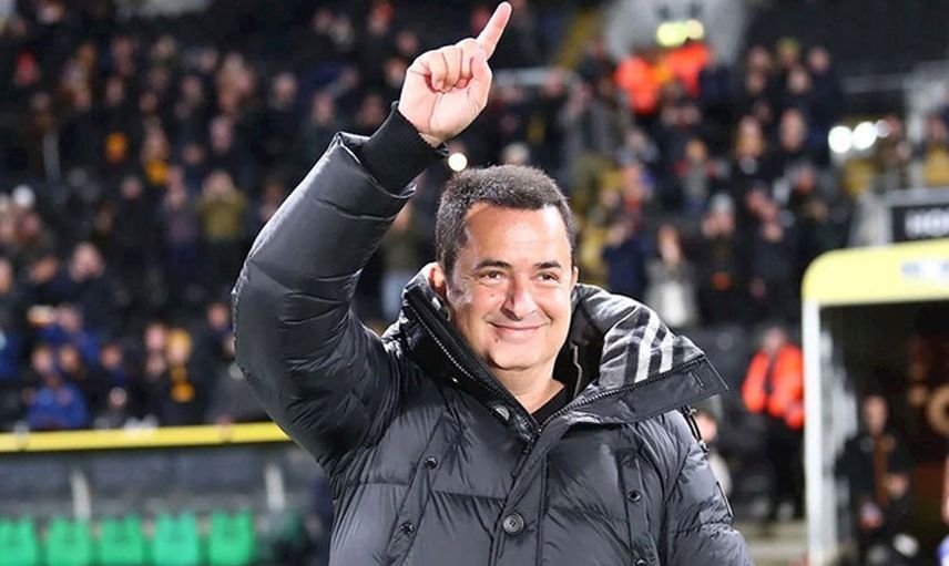 Acun Ilıcalı Fenerbahçeli Mesut Özil'in, takımı Hull City'e transferi hakkında konuştu!