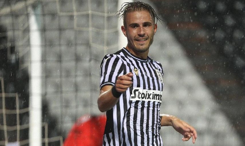 Dimitrios Pelkas'ın, Kadın Gazetecinin Yanında İdrarını Yaptığı Görüntüler Gündem Oldu!