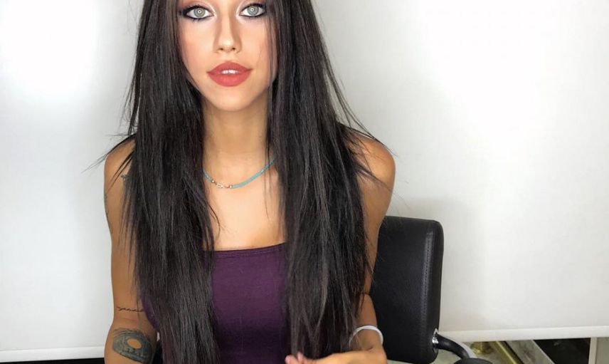 Zeynep Alkan Kimdir?