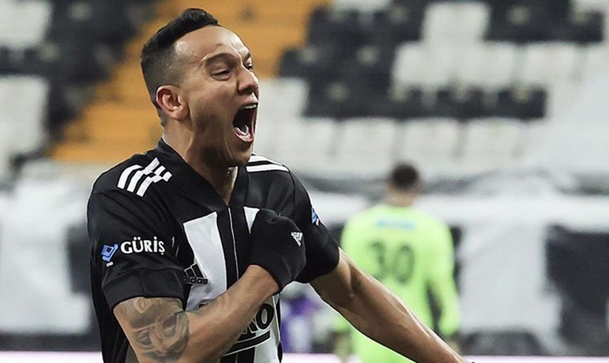 Beşiktaşlı Josef de Souza İçin Ülkesinde Transfer Rekabeti Başladı!