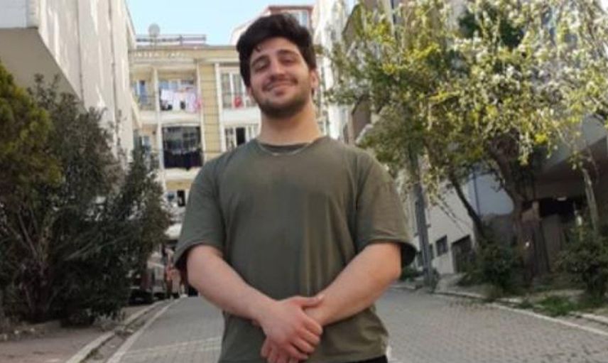 Kız Arkadaşı Yüzünden Hayatı Cehenneme Döndü! 3 Bıçaklı Şahısa Dövdürdü