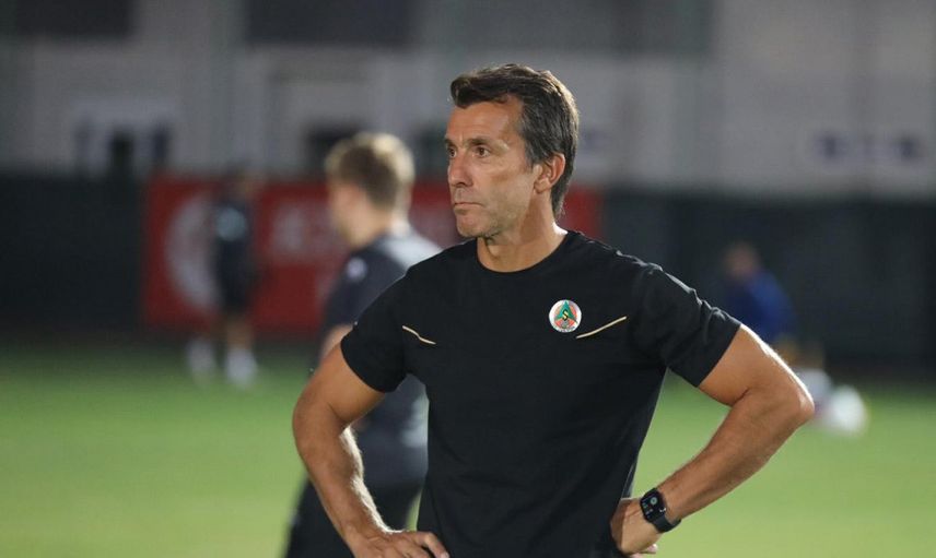 Aytemiz Alanyaspor'da Bülent Korkmaz İle Yolların Ayrıldığı Resmen Açıklandı!