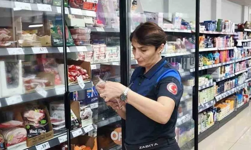 Devrek'te market denetimleri hız kesmeden devam ediyor
