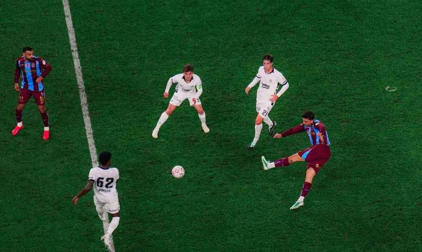 Trabzonspor, Beşiktaş karşısında ilk yarıyı önde kapattı