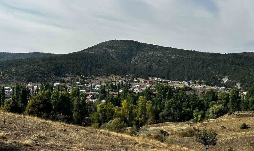 Sivas-Tokat sınırındaki doğa yürüyüşüyle keşfettiği doğal güzellikler