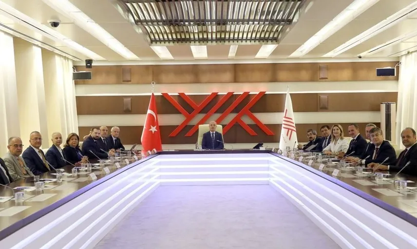 Yeni rektörlere mazbataları YÖK Başkanı tarafından verildi