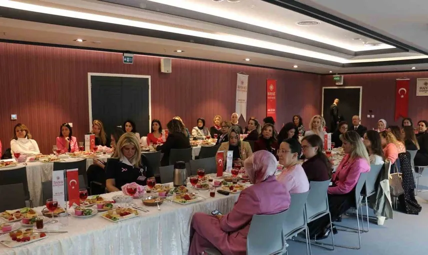 Bursa'da meme kanseriyle ilgili farkındalık semineri düzenlendi