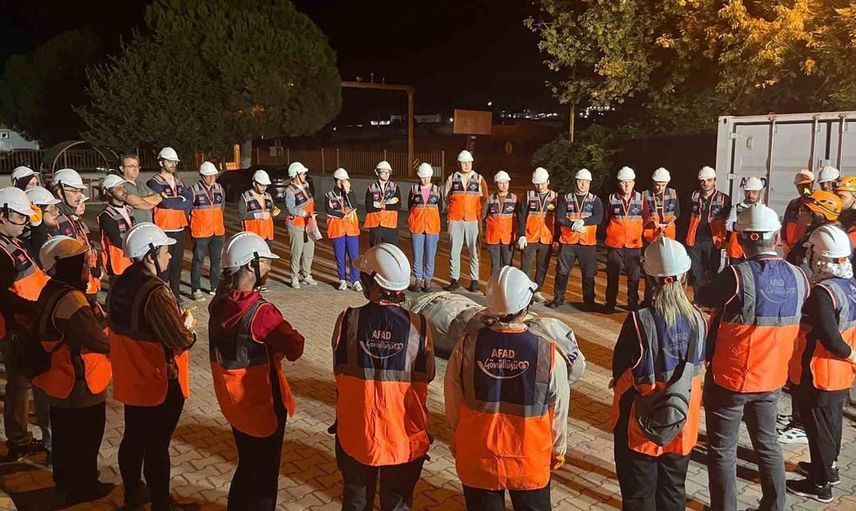 Tekirdağ'da afad gönüllülerine uygulamalı eğitim programı başlatıldı