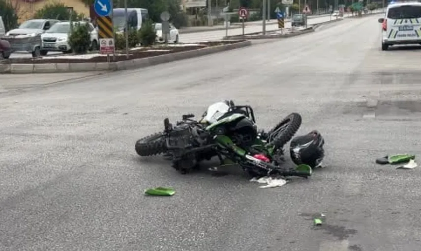 Burdur'da motosiklet kazasında sürücü ağır yaralandı
