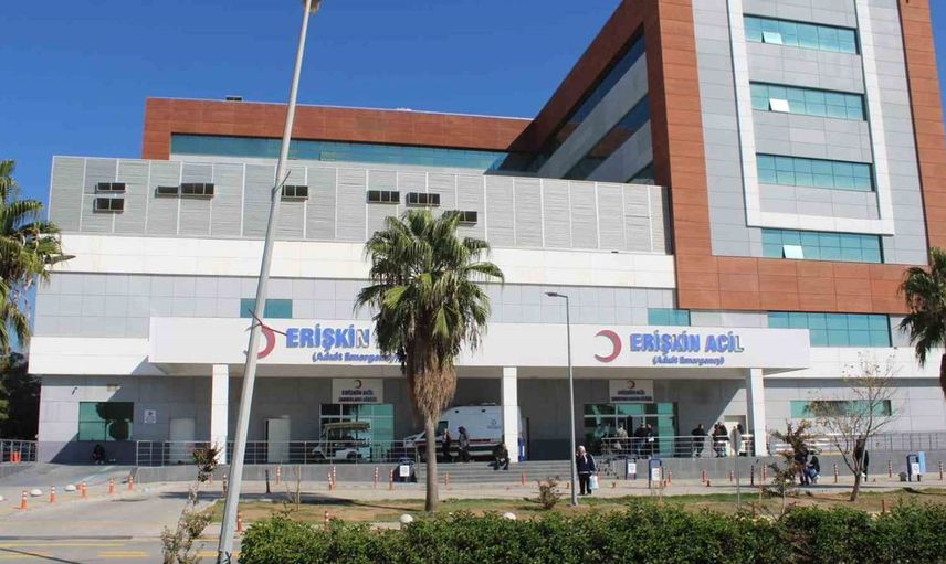 Aydın'da gıda zehirlenmesi vakası: 3 öğrenci hastaneye kaldırıldı