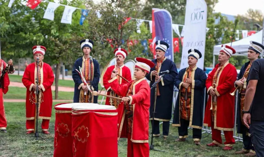 Bursa'da fetih coşkusu ve zafer bayramı bir arada kutlandı