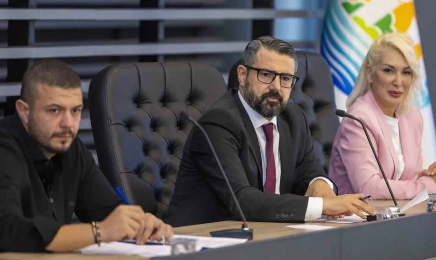 Mezitli Belediyesi'nde yeni encümen üyeleri seçildi