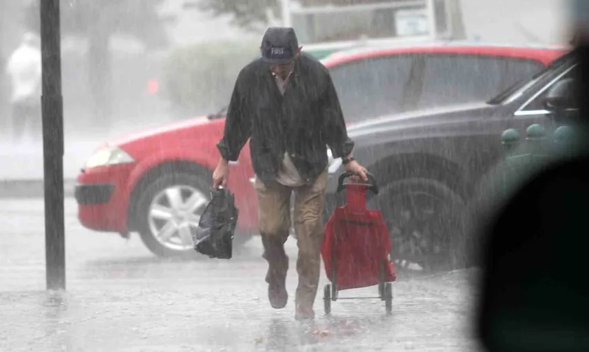Erzincan'da yağmur ve rüzgar alarmı: Meteoroloji den uyarılar geldi