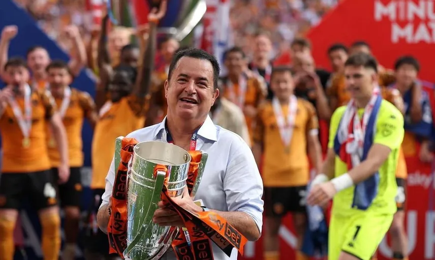Acun Ilıcalı'nın transfer stratejisi Hull City'yi 260 milyon euro değerine ulaştırdı