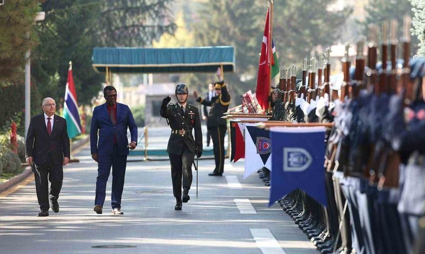 Gambiya Savunma Bakanı Joof, Ankara'da resmi törenle karşılandı