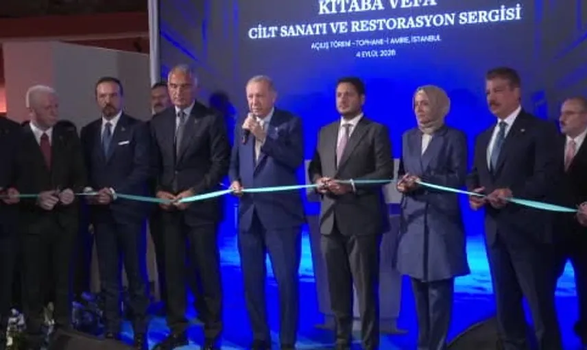 Cumhurbaşkanı Erdoğan, kitap sanatının önemine dikkat çekti