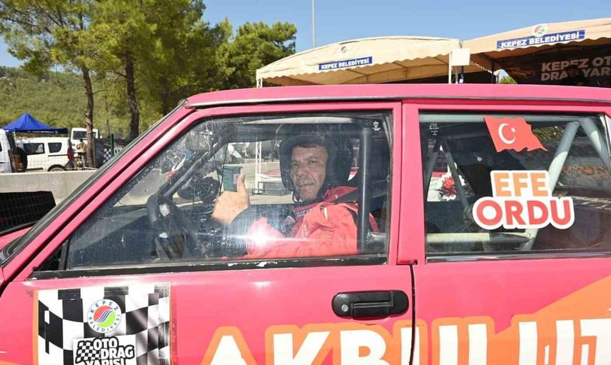 Kepez'de motor sporları tutkunları buluştu: Türkiye Otodrag Şampiyonası başladı