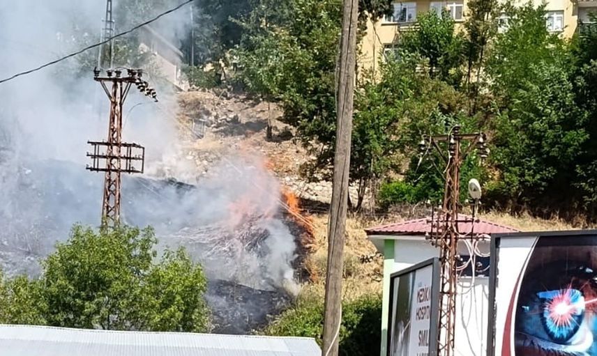 Tunceli'de otluk alanda yangın paniğe neden oldu