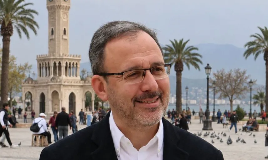 Mehmet Kasapoğlu: 9 Eylül, özgürlüğün sembolü ve milli mücadelenin zafer günü