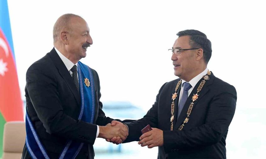 Kırgızistan Cumhurbaşkanı Caparov’dan Aliyev’e birinci derece 'Manas' nişanı
