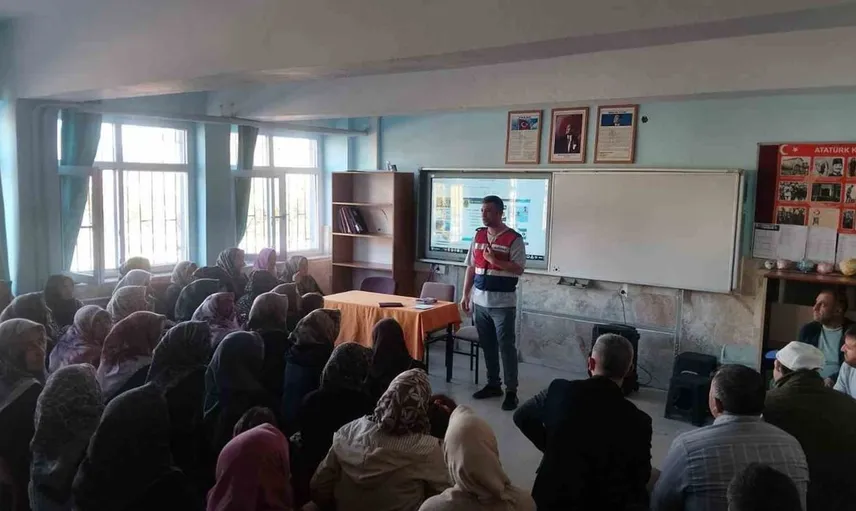 Afyonkarahisar'da öğrencilere siber güvenlik eğitimi ile dijital farkındalık artırıldı