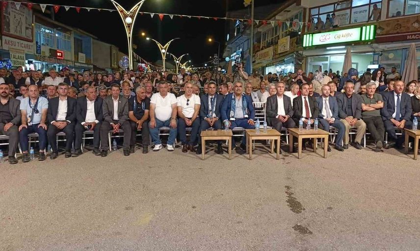 İzmir'deki erzurumlular memleket ziyareti ile hasret giderdi