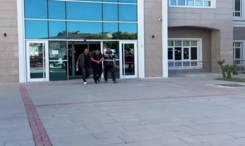Burdur'da 17 yıl hapis cezasıyla aranan şahıs adalete teslim oldu