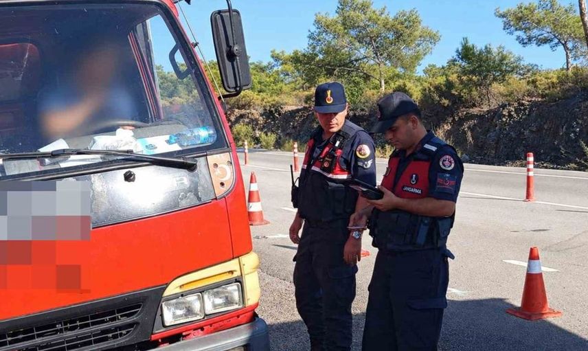 Muğla'da jandarma trafik denetimlerinde araç men sayısı 202 oldu