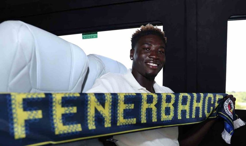 Fenerbahçe kadrosunu Ganalı stoperle güçlendirdi