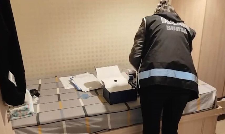 Bursa'da sağlık çalışanlarını dolandıran 12 kişi gözaltına alındı