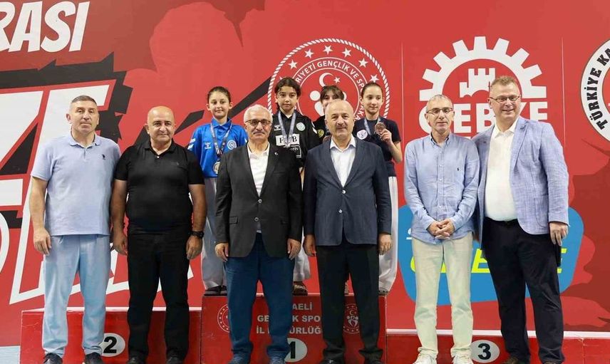 Farklı ülkelerden sporcular uluslararası gebze grand prix’de buluştu