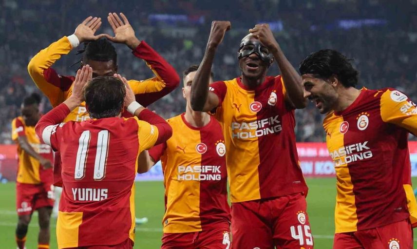 Galatasaray, Konyaspor'a karşı tarihi bir galibiyet daha elde etti