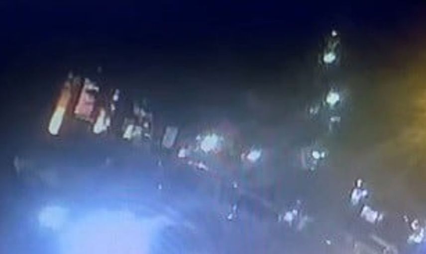 Kars’ta 4 kişinin yaralandığı trafik kazası güvenlik kamerasında görüntülendi