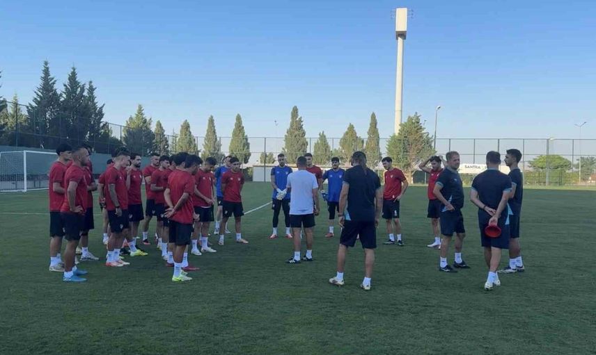 Elazığspor üçüncü etap kamp çalışmalarına başladı