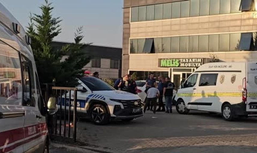 Kayseri'de fabrika önünde intihar olayı: 40 yaşındaki adam hayatını kaybetti