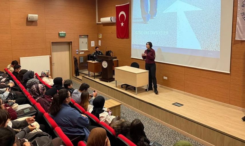 Bolu'da üniversite öğrencilerine yönelik madde bağımlılığı eğitimi gerçekleştirildi