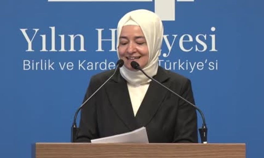 Fatma Betül Sayan Kaya'dan dikkat çeken görev affı açıklaması